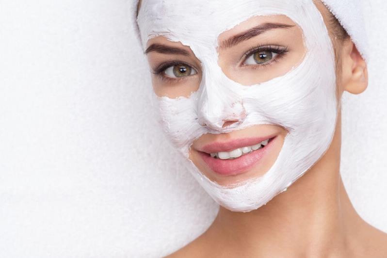 Удаление шрамов на лице с помощью пилинга