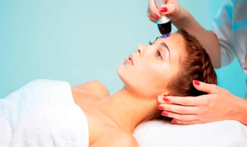 Как убрать морщины на лбу с помощью РФ-лифтинга