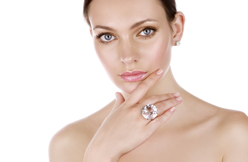 Задумчивая девушка