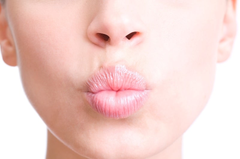 Губы в трубочку