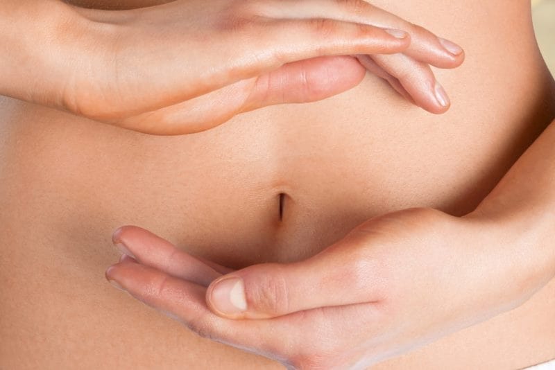 Женский живот