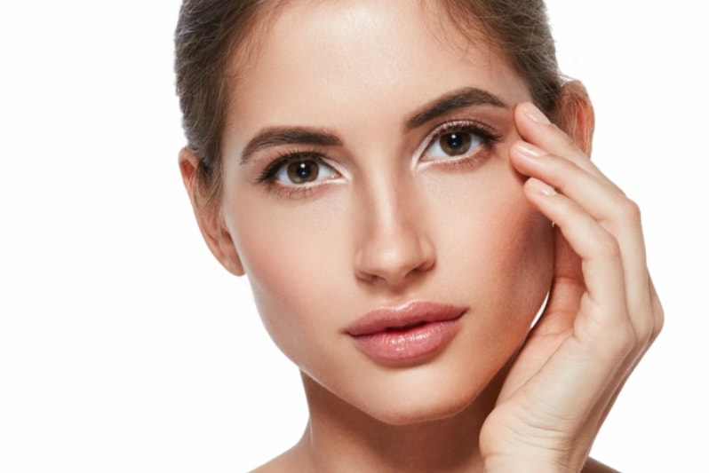 Красивая девушка