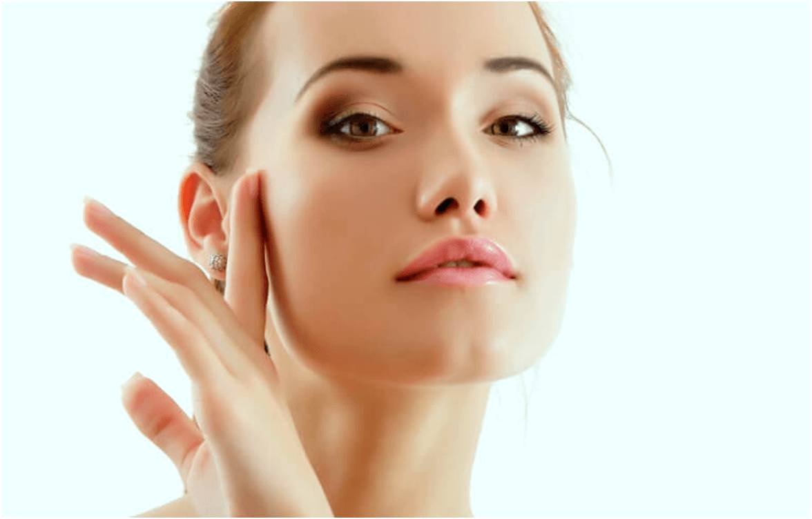 Касание к лицу