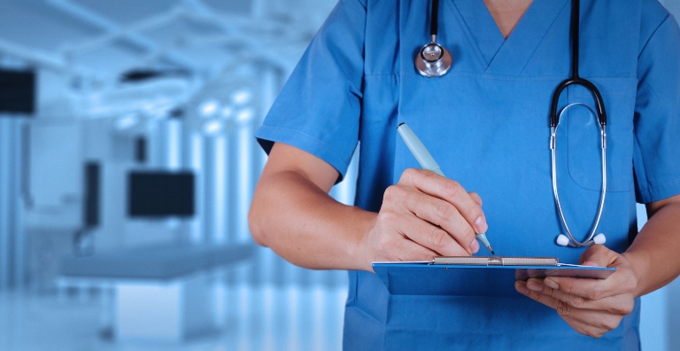 Доктор пишет