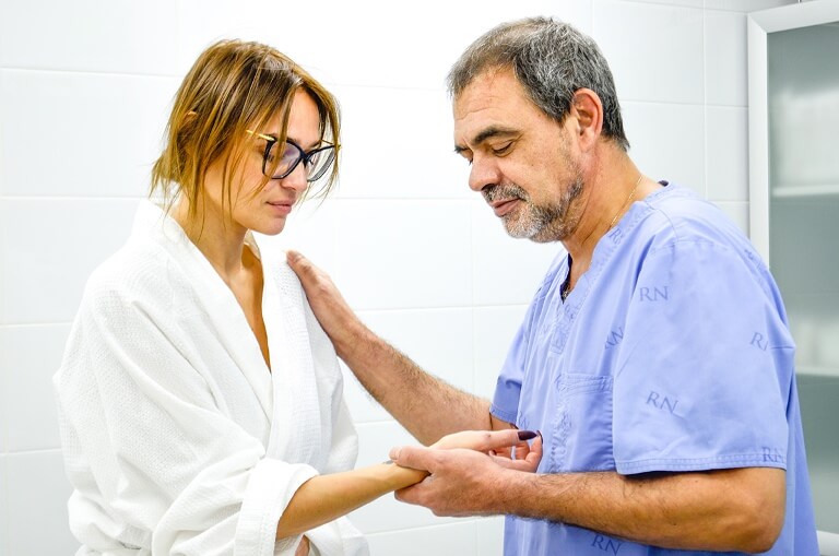 Пластический хирург Сергей Блохин