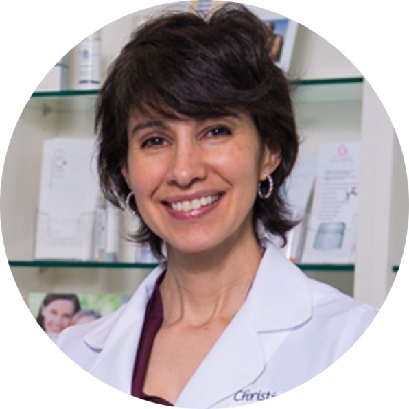 Кристина Стейл, врач-дерматолог-min