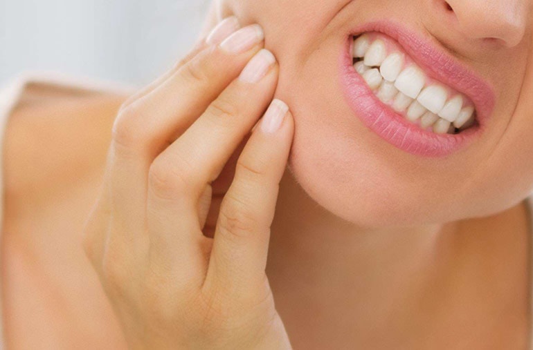 Боль в десне