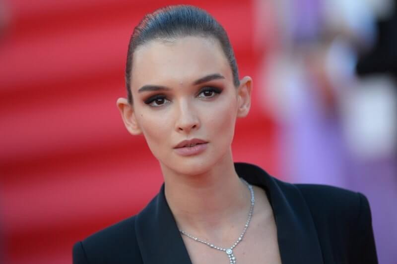 Оттопыренные уши