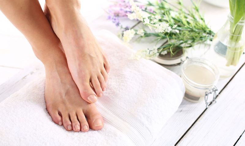 Уход за кожей ног