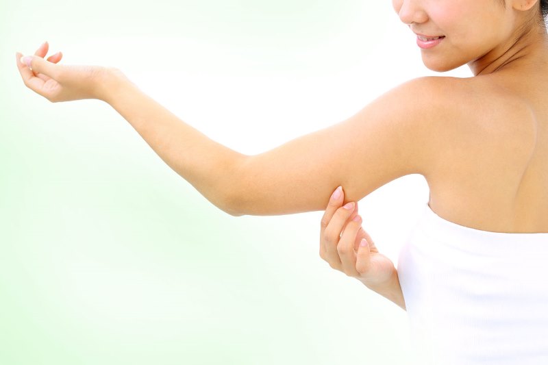 Подтяжка рук при птозе