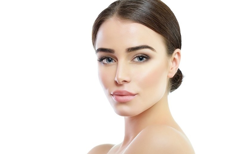 Красивая девушка