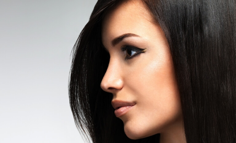 Девушка в профиль