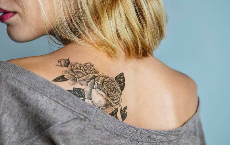 Татуировка на плече